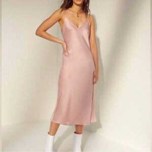 Wilfred Silk-Feel Slip Midi Dress in Pale Pink